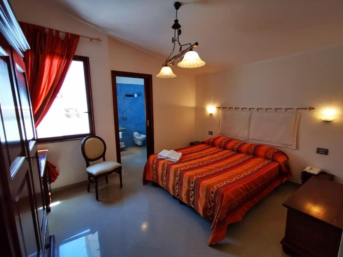 Hotel Hieracon Carloforte  Luaran gambar